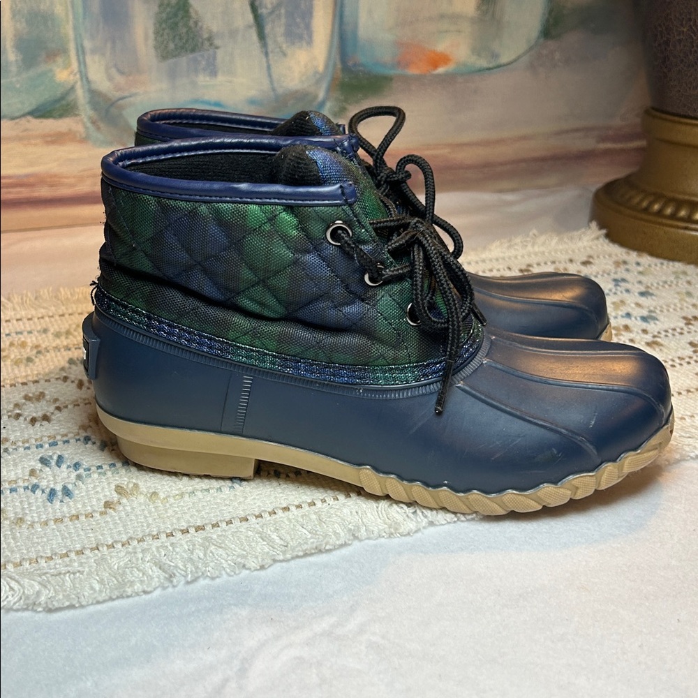 St. John's Bay Rain Weatherproof Blue and Green Plaid Boots size 6 Preppy